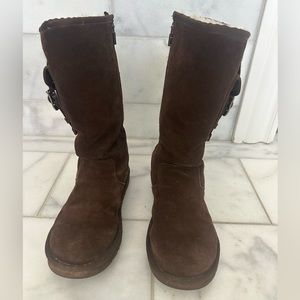 UGG kids brown boots size 4